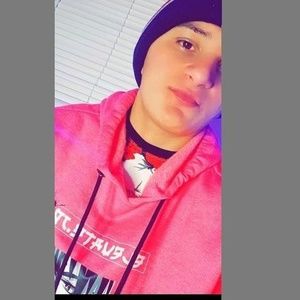 Meet your Posher, Cristian estuardo